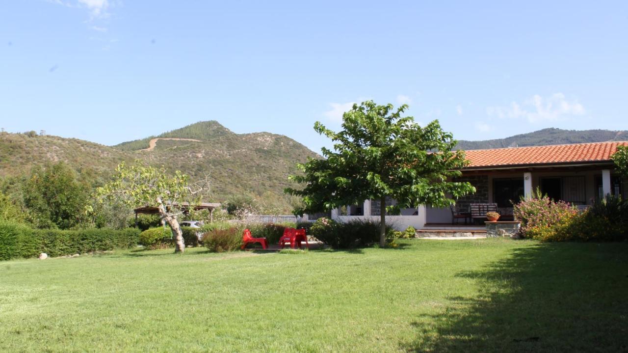 Countryside Villa In Sardinia Triei Exterior photo